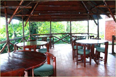 Coffee Acres Plantation Resort 칼파타 외부 사진